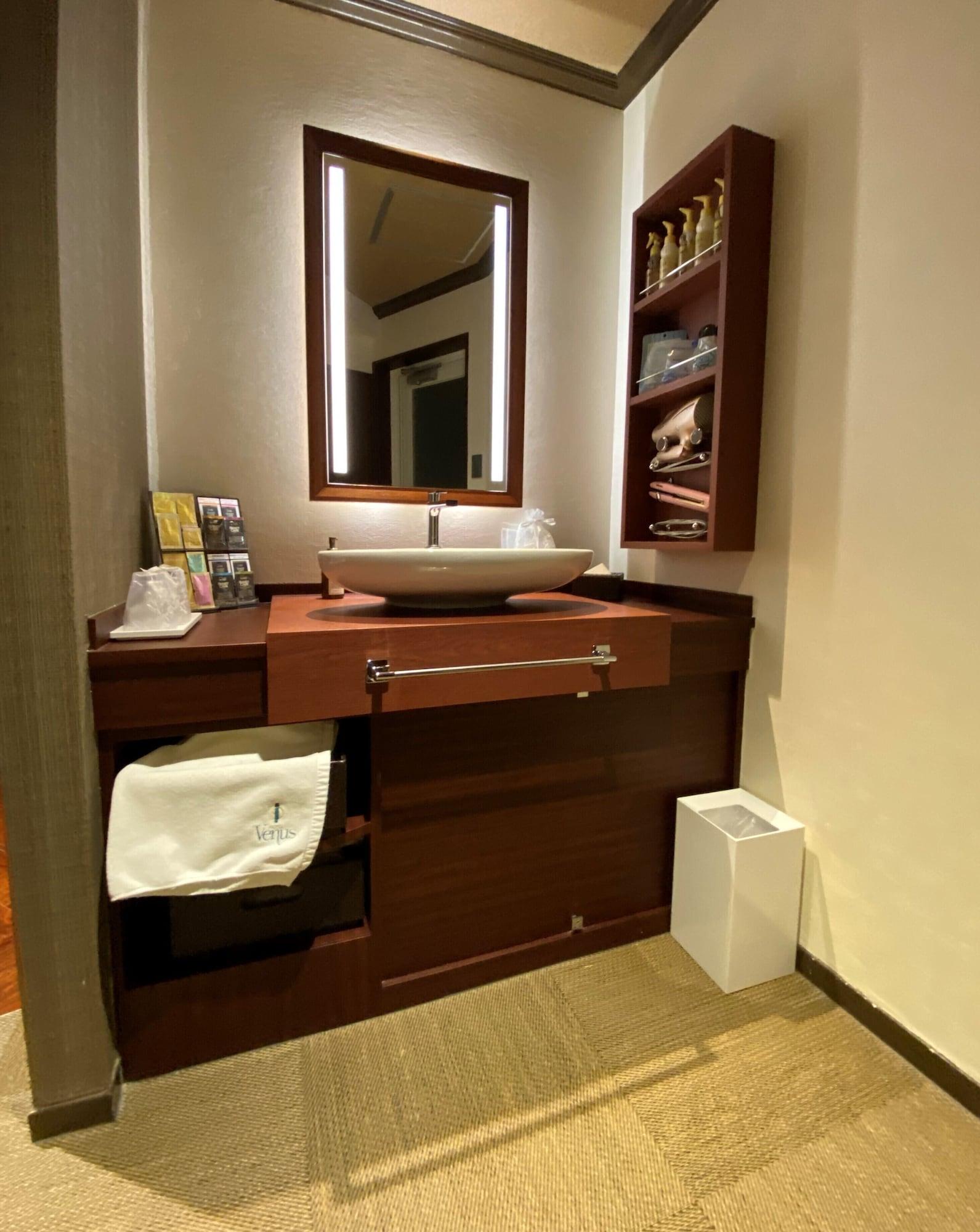 Hotel Venus Neo (Adults Only) Нагоя Екстериор снимка