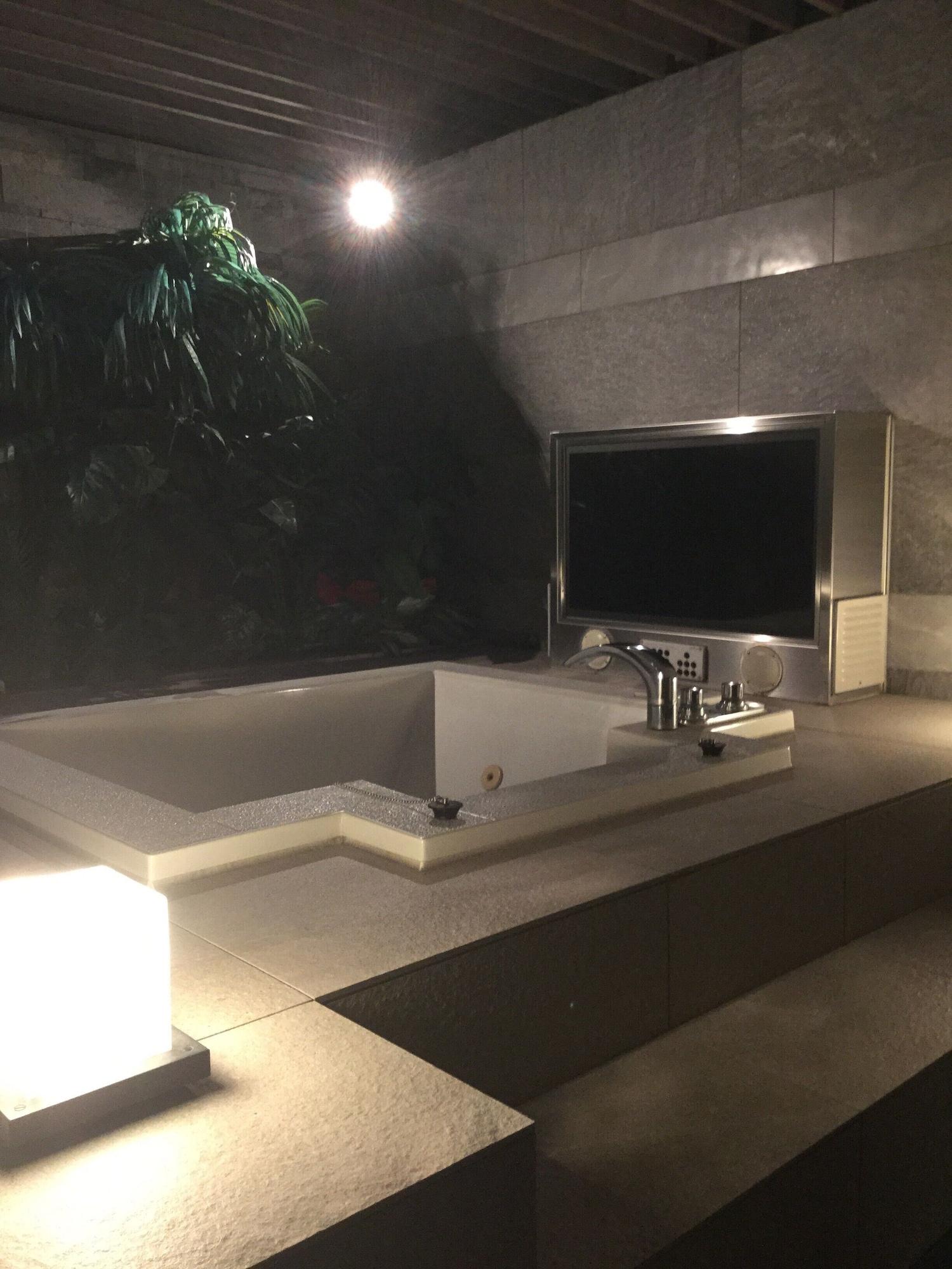 Hotel Venus Neo (Adults Only) Нагоя Екстериор снимка