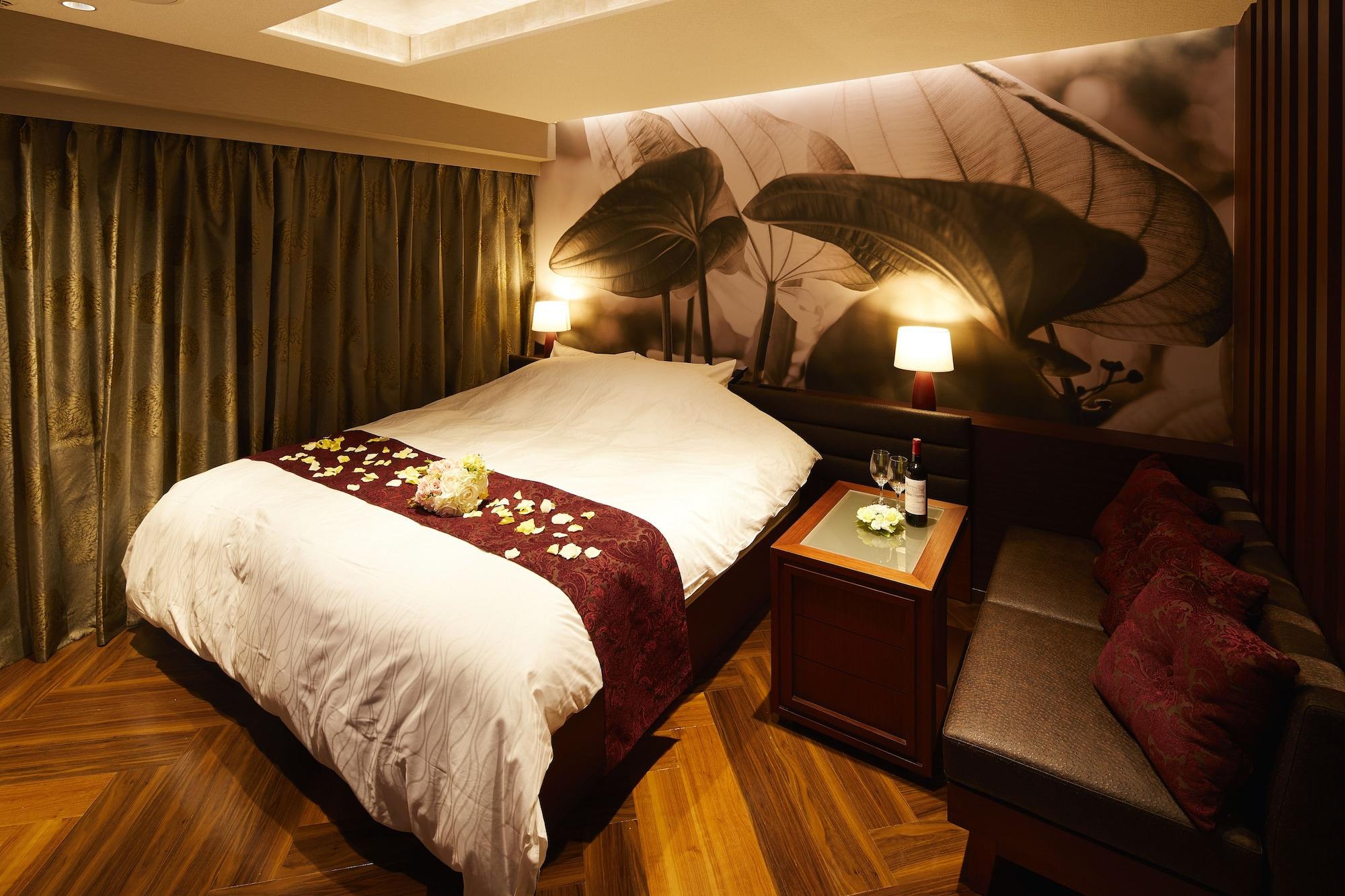 Hotel Venus Neo (Adults Only) Нагоя Екстериор снимка