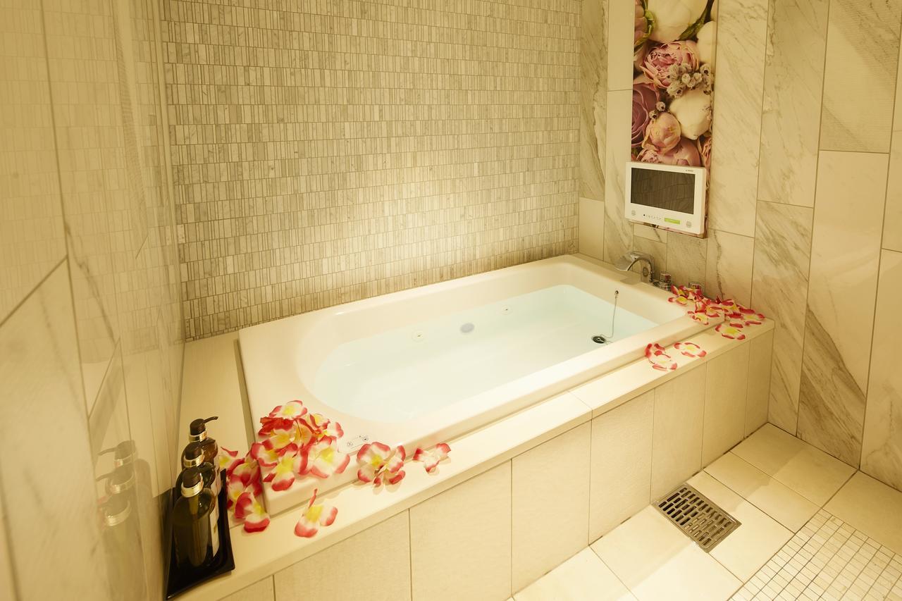 Hotel Venus Neo (Adults Only) Нагоя Екстериор снимка